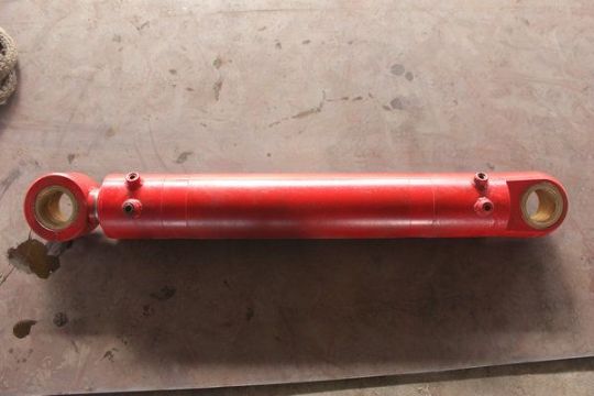 點擊查看詳細(xì)信息<br>標(biāo)題：230截割頭伸縮油缸 閱讀次數(shù)：1556